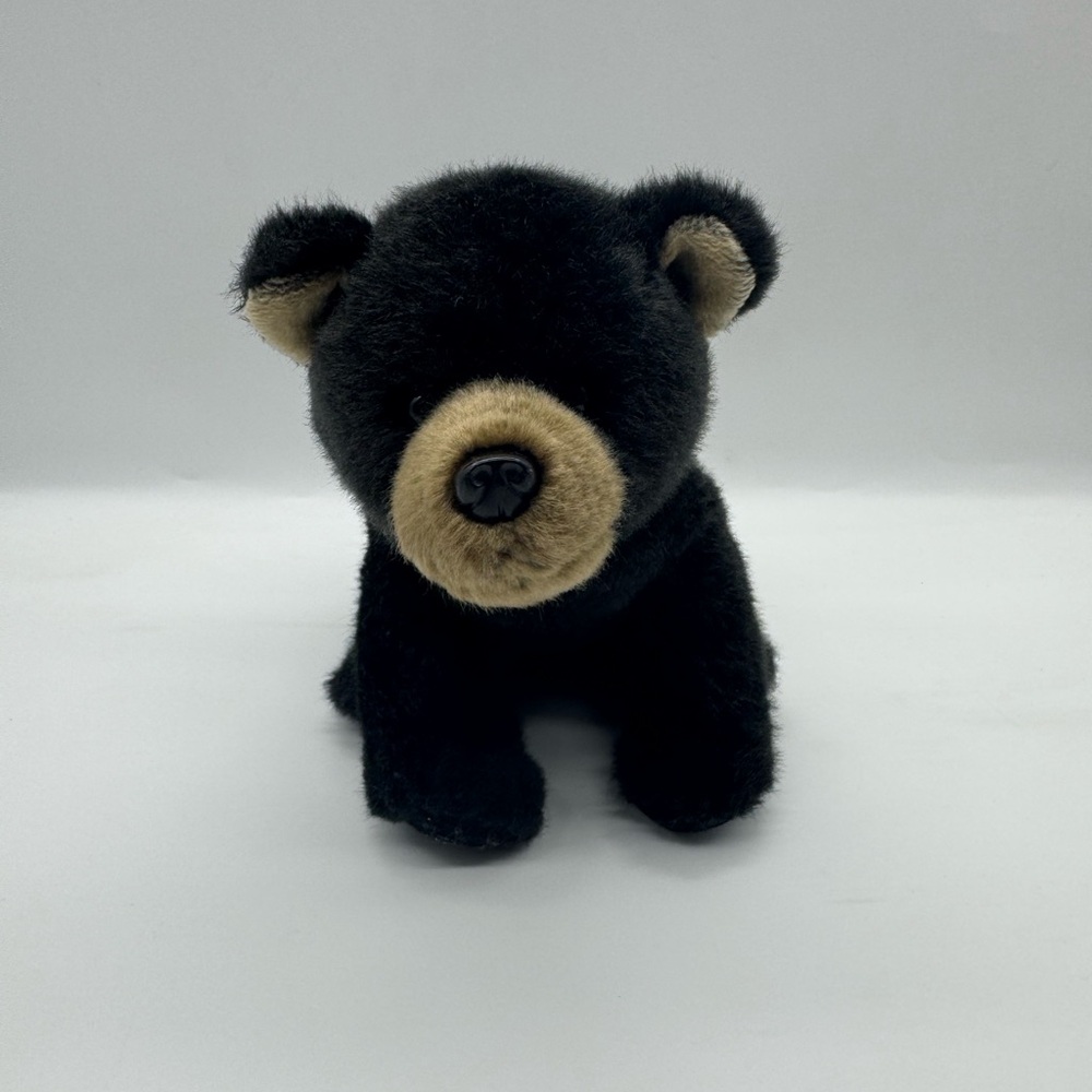 Demdaco Black and Tan 8” Bear